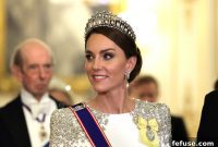 Queen Marys Lovers Knot Tiara