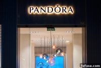 Pandora Shines Anew: North America Stores Reopen with Enhanced Safety