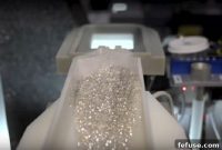 GIA System Pinpoints Lab-Grown Diamonds in Melee