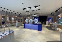 Swarovski Unveils UK Crystal Studio Experience