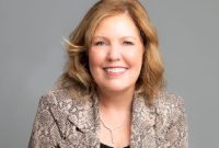 Virginia Drosos to Step Down as Signet CEO in November 2024
