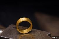 Surat Diamond Cutters Pivots to Gold Amidst Evolving Market Dynamics