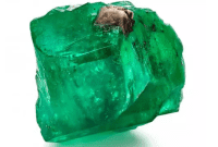887-Carat Emerald Set for Auction