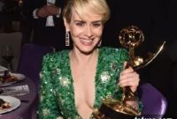 Emmys 2016: Dazzling Diamonds and Drop Earrings Steal the Show