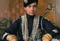 Costume Jewelry Icon Kenneth Jay Lane Dies at 85