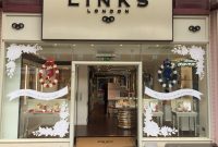 Links of London Creates Royal Wedding Window Magic