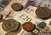 Glittering Fortunes UKs Six Richest Jewellery Families Hit £1.37 Billion