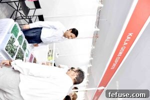 Rough Gemstone Show 2016 Jaipur Image 34: Discussions on gem quality