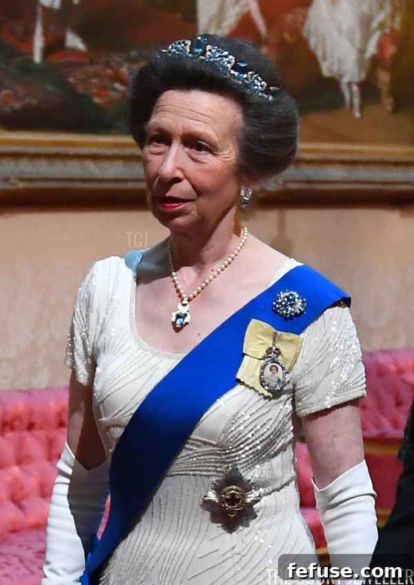 Glittering Majesty: Buckingham Palace State Banquet Jewels 10 Victoria Jones- WPA Pool/Getty Images