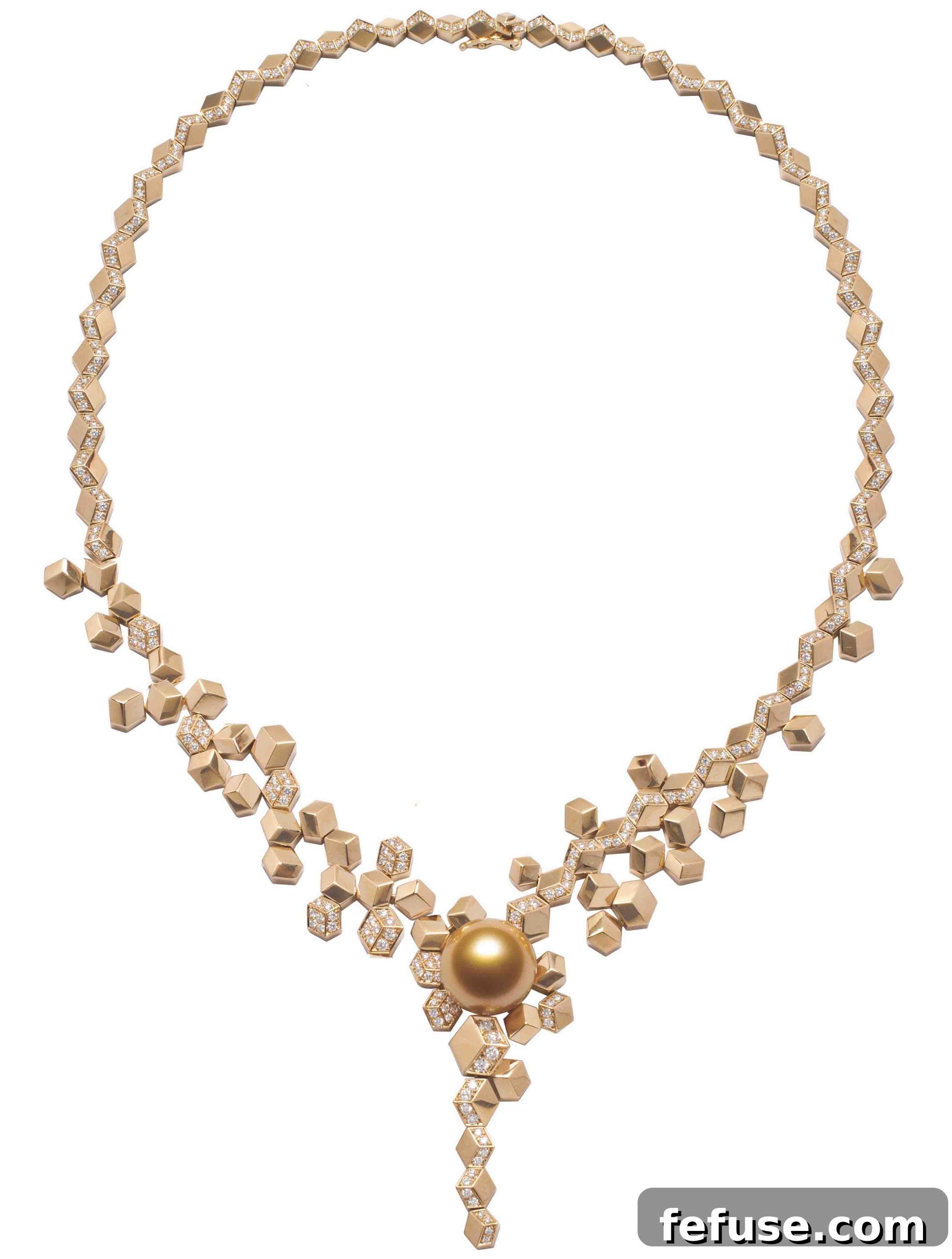 necklace 