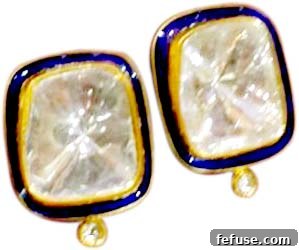 Artistic gold and diamond jewelry detail by Shimlesh Vyas