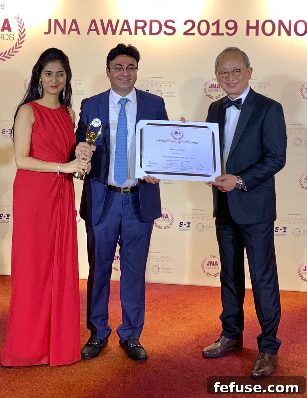 Kashi Jewellers Team at JNA Awards 2019