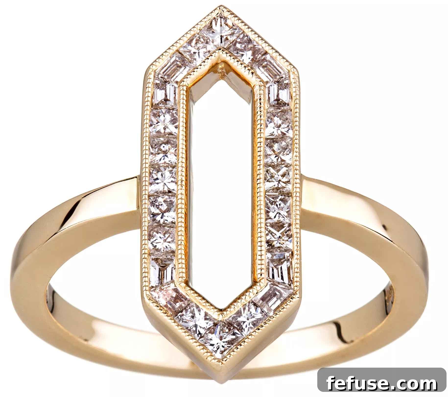 Hexagon ring in 18k yellow gold with diamonds