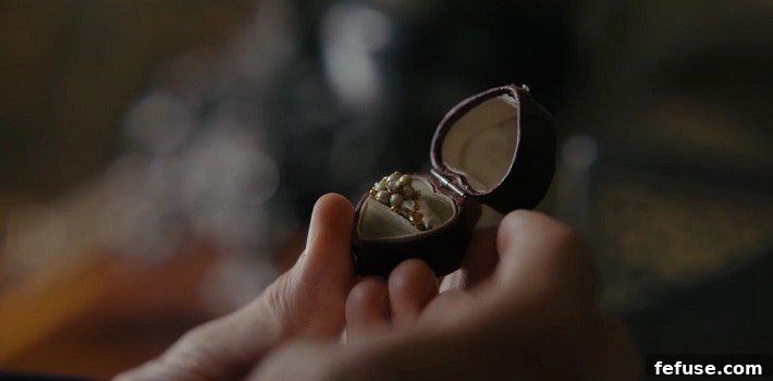 Kate’s engagement ring from Anthony