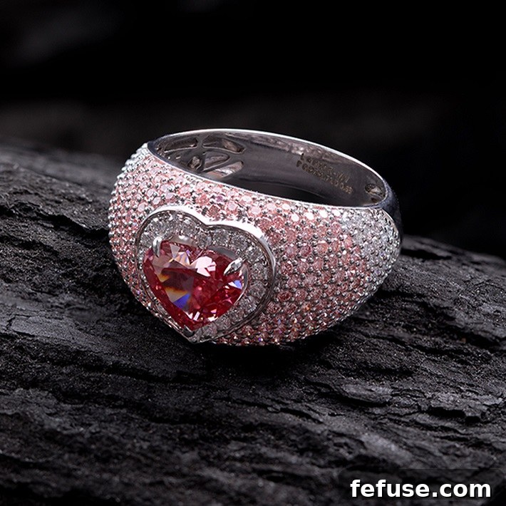 Mavitrra Amoura Dome Ring, a statement diamond ring for modern brides in bespoke Indian wedding jewellery