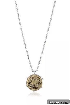 pendant necklace