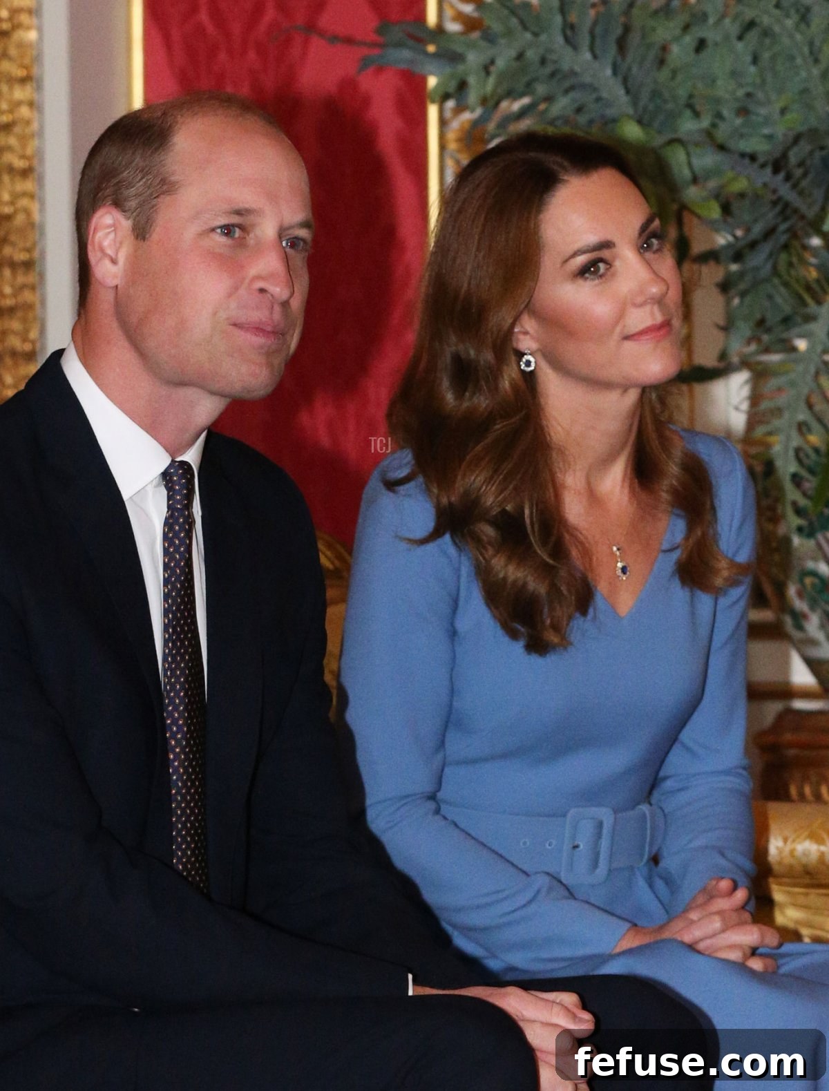 Britain's Prince William, Duke of Cambridge (L) and his wife Britain's Catherine, Duchess of of Cambridge talk with Ukraine's President Volodymyr Zelenskyand his wife Olena, during an audience at Buckingham Palace in central London on October 7, 2020