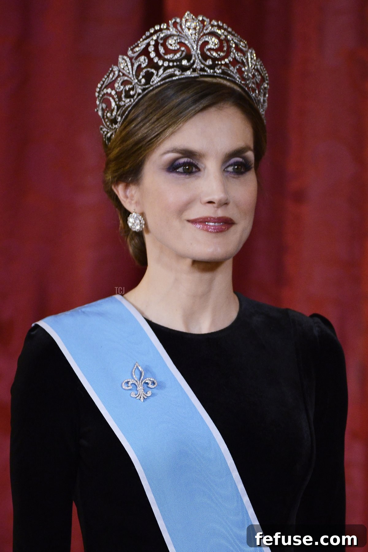 Queen Letizia of Spain receives Argentina's President Mauricio Macri and wife Juliana Awada for an Gala Dinner at the Royal Palace on February 22, 2017 in Madrid, Spain (Borja Benito - Pool/Getty Images)