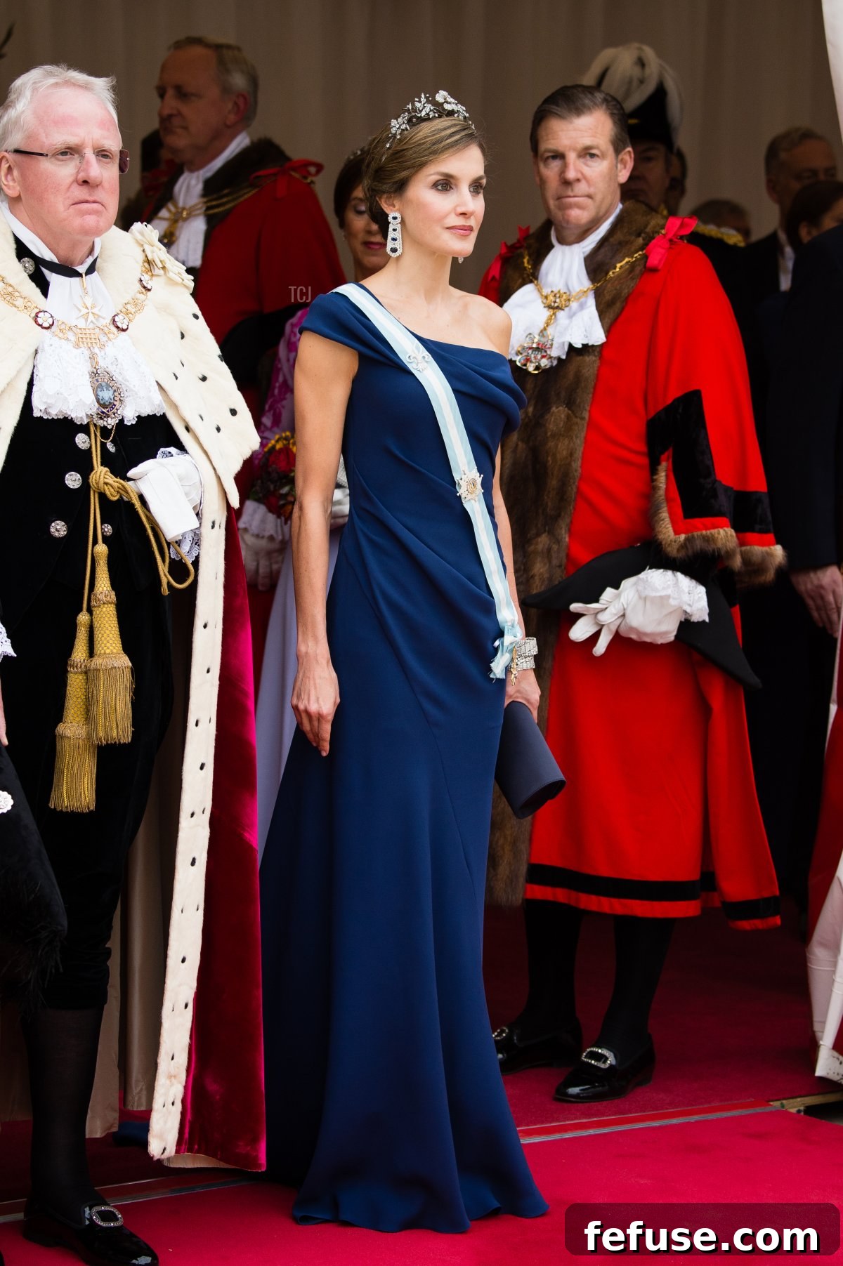 Queen Letizia Dazzles in Diamonds and Sapphires in Barcelona 8 Queen Letizia of Spain wearing the blue Carolina Herrera gown and Spanish Floral Tiara at the Guildhall Banquet in London, July 13, 2017
