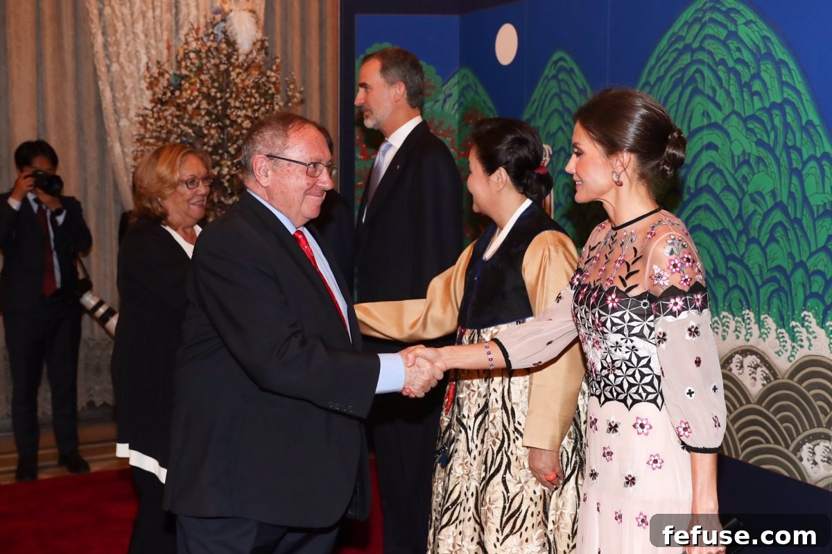 King Felipe VI and Queen Letizia of Spain attend an official dinner in South Korea, October 23, 2019 (Casa de S.M. el Rey)