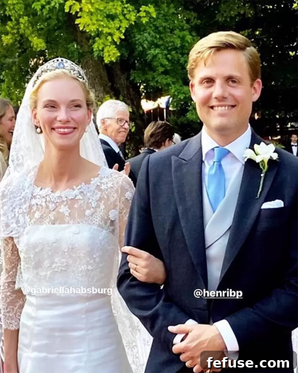 Archduchess Gabriella of Austria and Prince Henri of Bourbon-Parma on their wedding day in Austria, September 12, 2020 (Tatler/Instagram)