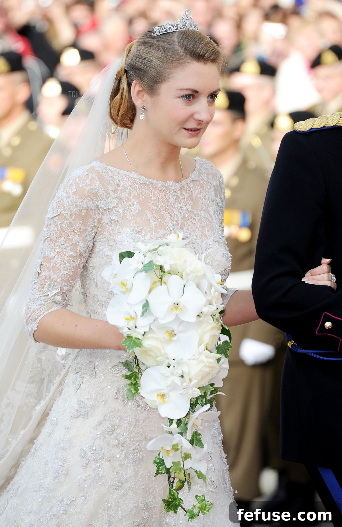 Countess Stephanie de Lannoy arrives for her wedding to Hereditary Grand Duke Guillaume of Luxembourg, October 20, 2012 (Pascal Le Segretain/Getty Images)