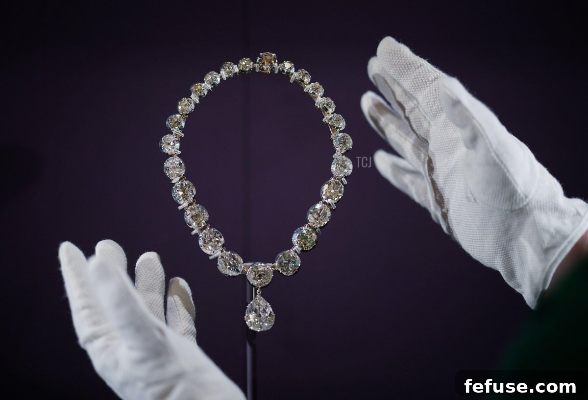 The historic Coronation Necklace, a prominent piece of royal jewelry worn by successive queens for coronations, on public display at Buckingham Palace, July 2023. (Yui Mok/PA Images/Alamy)