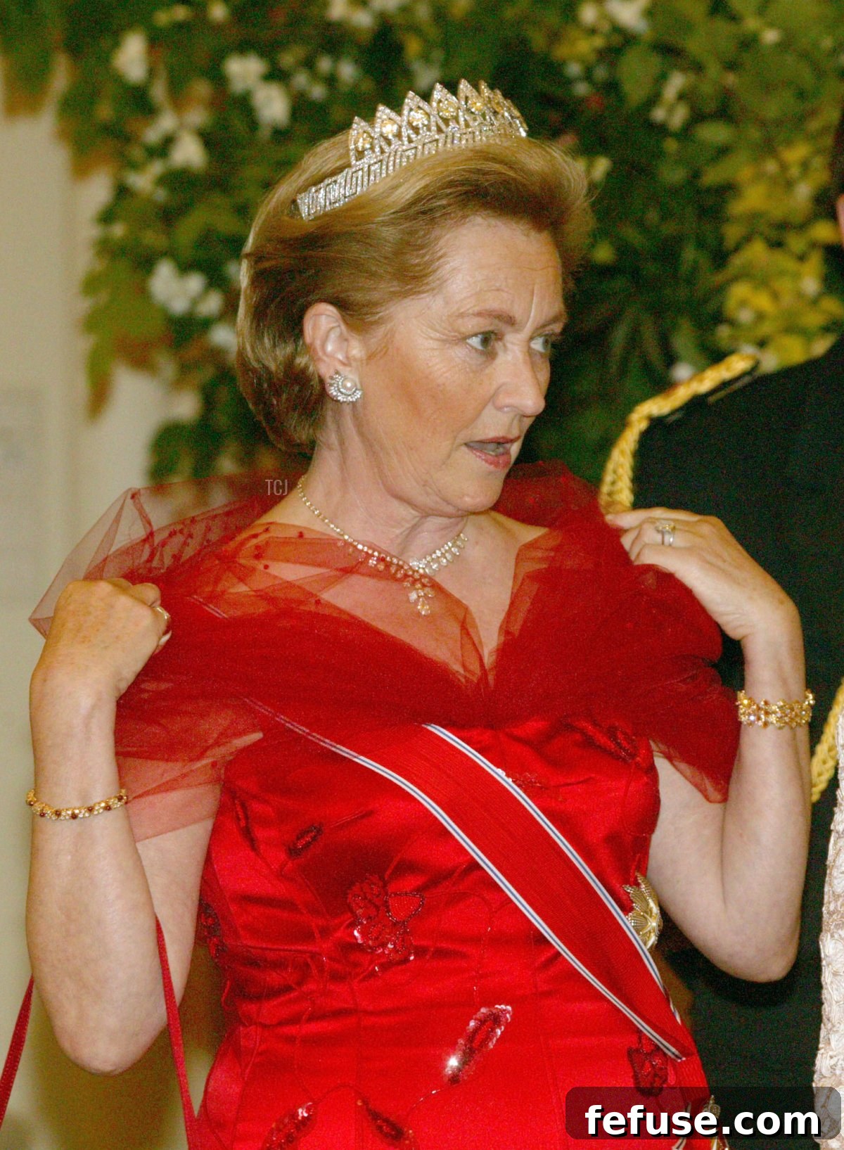 The Sentimental Sparkle of Queen Paola's Norwegian Tiara 7 Queen Paola attends a state banquet in Brussels in honor of King Harald V and Queen Sonja of Norway on May 20, 2003 (Mark Renders/Getty Images)