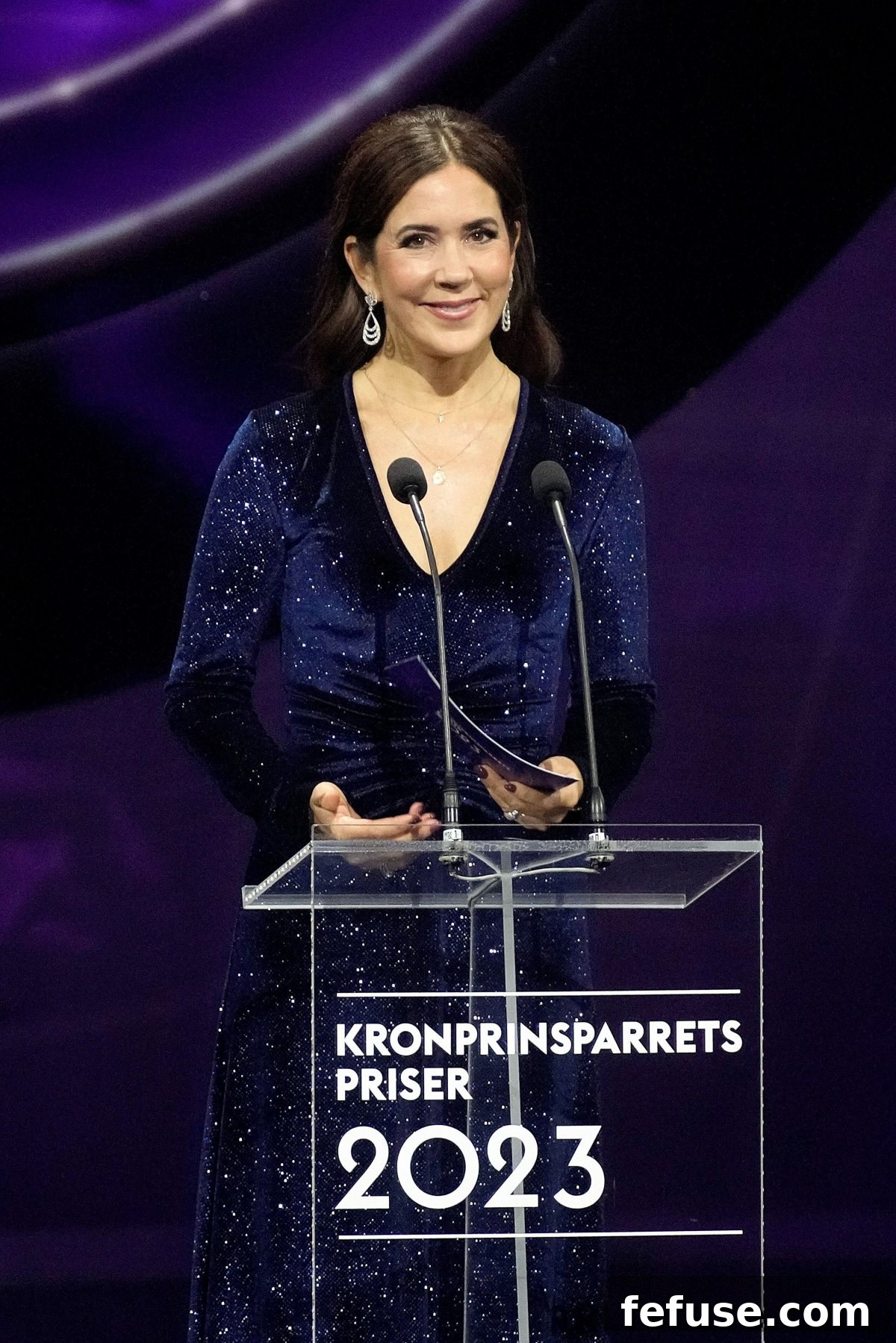 Crown Princess Mary of Denmark, radiating grace, presents an award during the ceremony in the Concert Hall of Musikhuset in Esbjerg on November 4, 2023, adorned with dazzling jewels. (Ritzau Scanpix/Alamy)