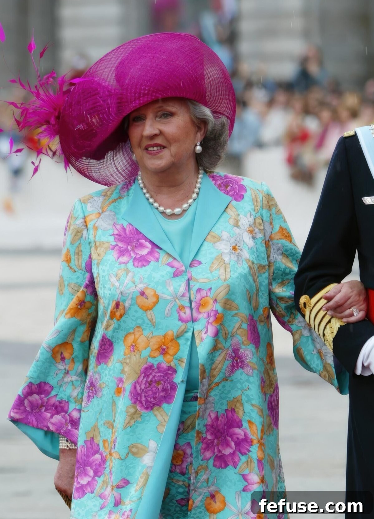 Infanta Pilar of Spain attends the wedding of the Prince of Asturias and Letizia Ortiz Rocasolano at the Cathedral of Santa Maria la Real de la Almudena in Madrid in May 22, 2004 (Ernesto Agudo/Album/Alamy)