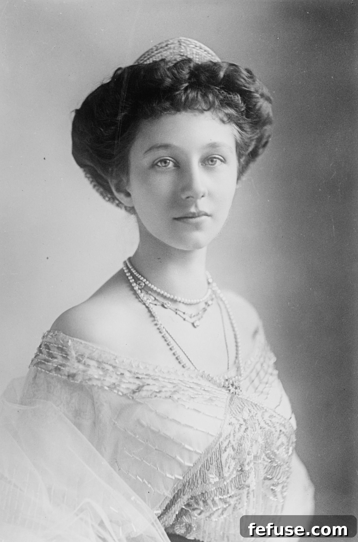 Princess Viktoria Luise of Prussia, photographed in London by Keturah Collings, ca. 1911 (Wikimedia Commons)