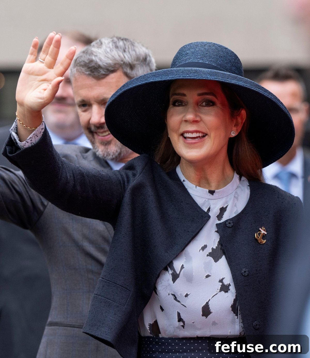 King Frederik X and Queen Mary of Denmark greeting crowds in Velje, featuring Queen Mary's Dulong bracelet.
