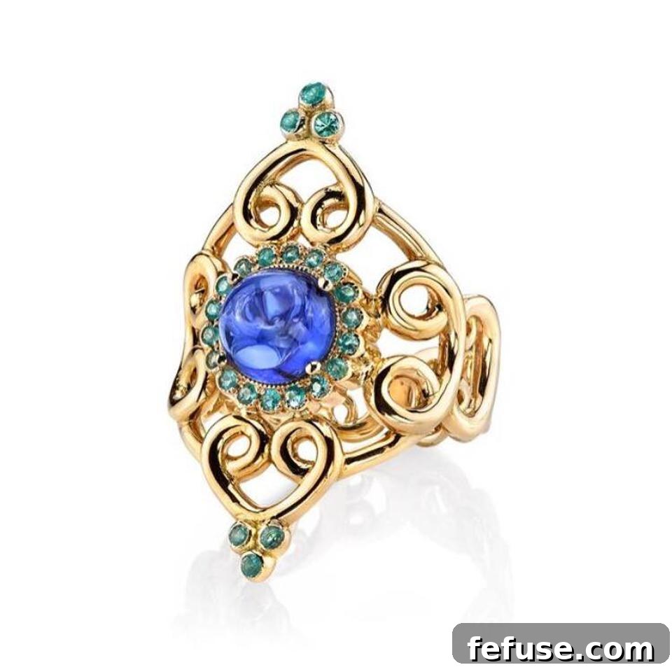 Erica Courtney 18k yellow gold openworked ring with sapphire and paraíba