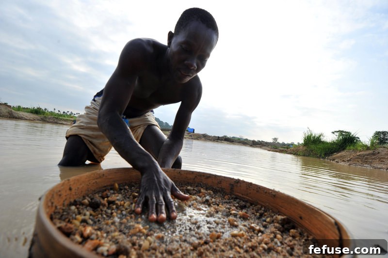De Beers Pioneers Sustainable Artisanal Diamond Mining 2 Artisanal And Small-Scale Diamond Mining - Empowering Ethical Sourcing