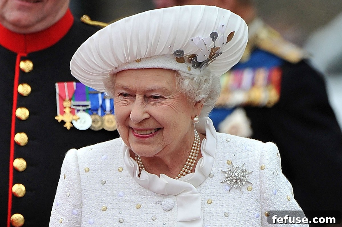 Queen Elizabeth II wears the Jardine Star Brooch at the Thames Diamond Jubilee Water Pageant in London, June 3, 2012.